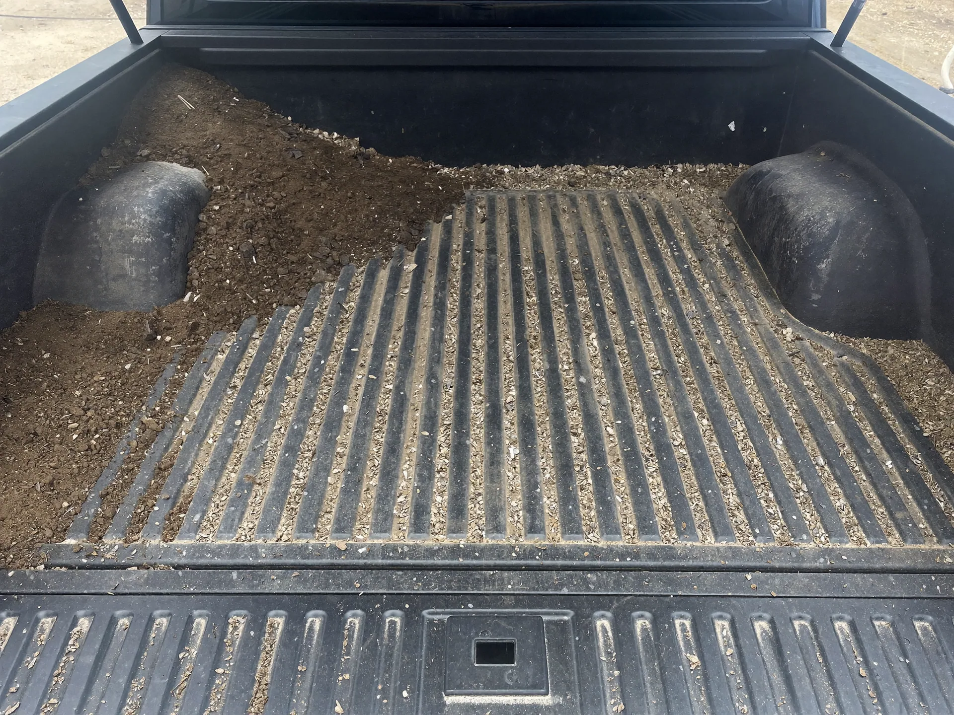 Truck Detailing in St. Catharines — Salt and the underside