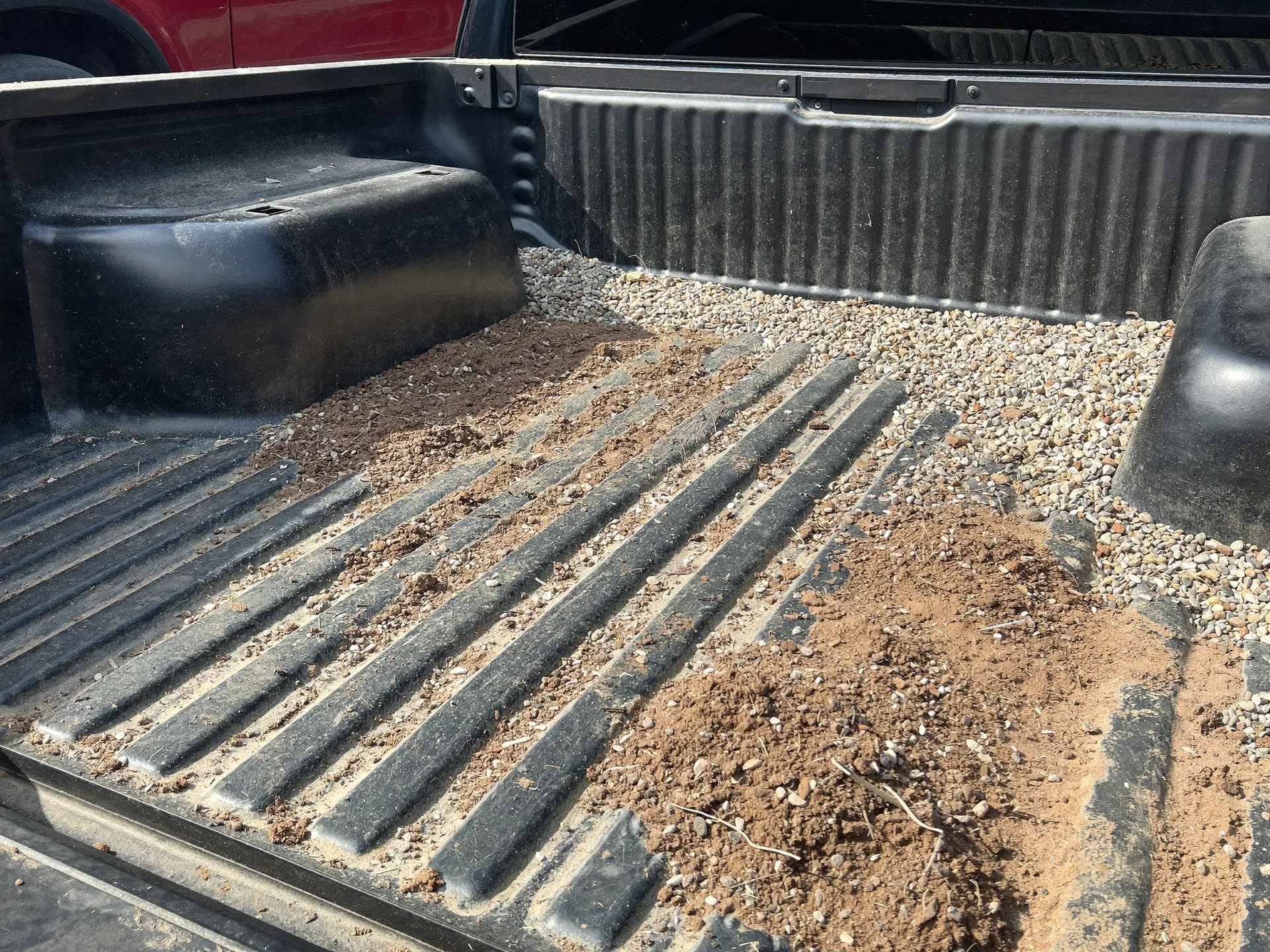 Mobile Truck Detailing in St. Catharines — working on site