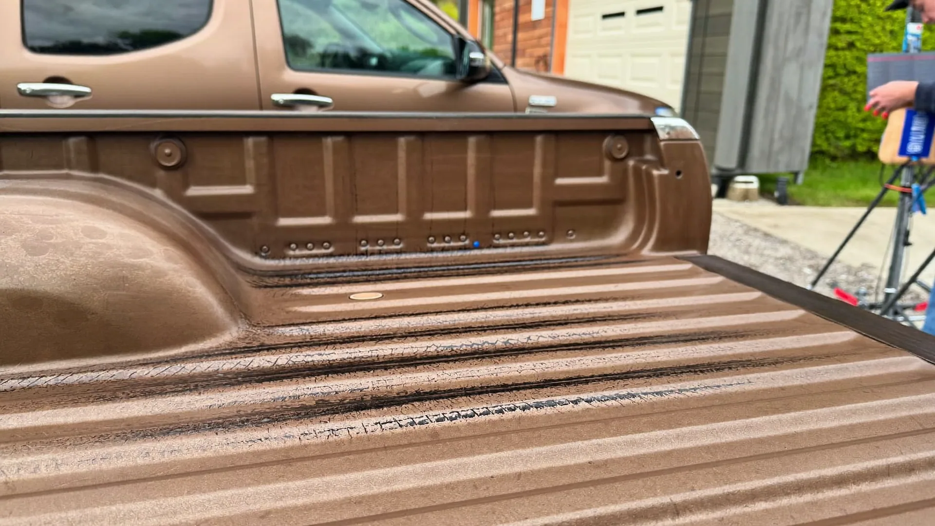 Mobile Truck Detailing in Barrie — High-contact surfaces